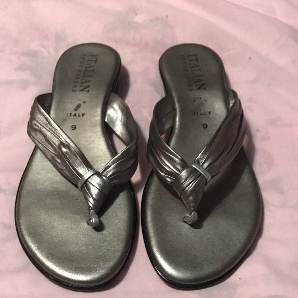 Made In Italy Gunmetal Silver Leather Sandals